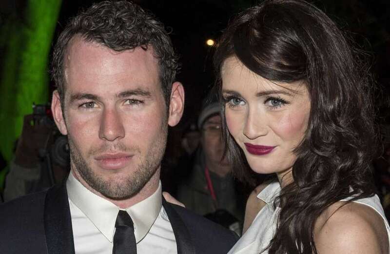 Raiders 'threatened to knife' cyclist Mark Cavendish in front of kids