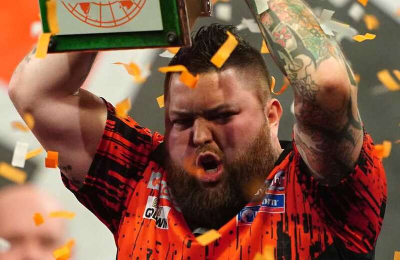 Smith WINS World Champs vs Van Gerwen in stunning final that includes 9-darter