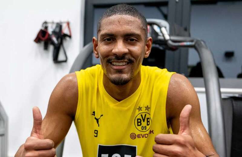 Haller back in Dortmund training six months after testicular cancer diagnosis