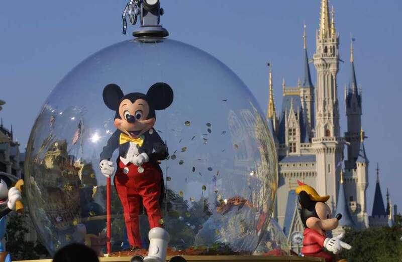 Pay kids’ prices for adult tickets at Disney and Universal Orlando