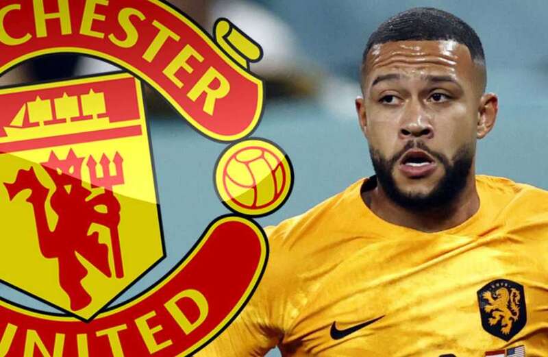 Memphis Depay 'wants Man Utd transfer' but Barcelona will demand a fee