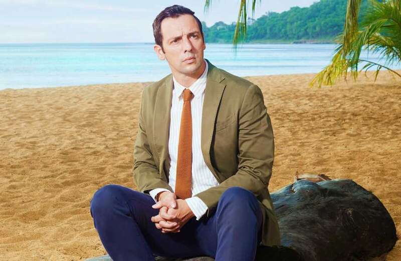 Death in Paradise fans fear for Neville after snog with holiday fling