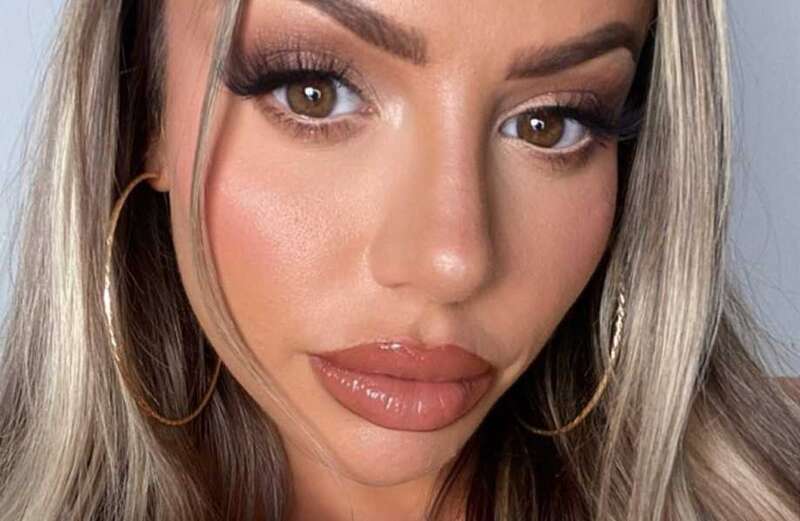 Holly Hagan shows off growing baby bump after revealing she's pregnant