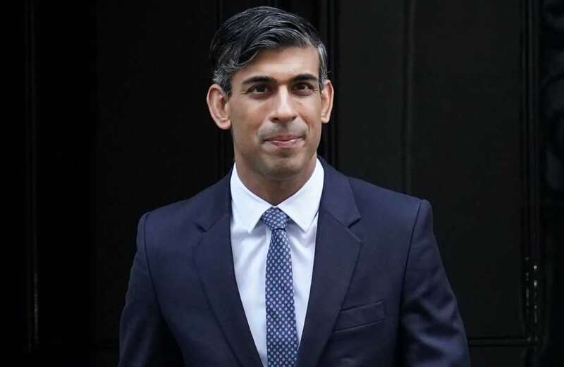 Rishi Sunak nearing deal with rebel Tory MPs over plans to jail social media bosses whose networks harm kids