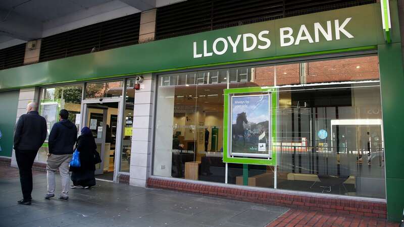 Lloyds Bank has encouraged customers to be wary when shopping online (Image: SOPA Images/LightRocket via Getty Images)