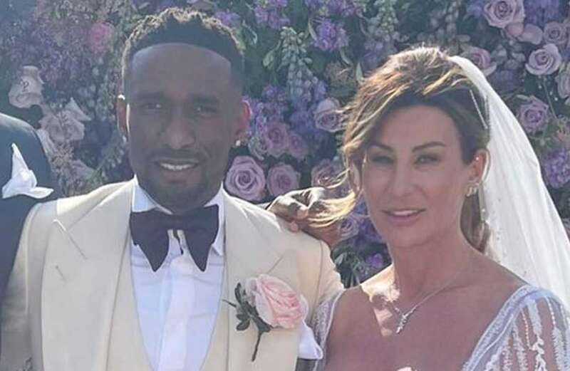 Jermain Defoe left lady called Donna with a dog to date wife Donna