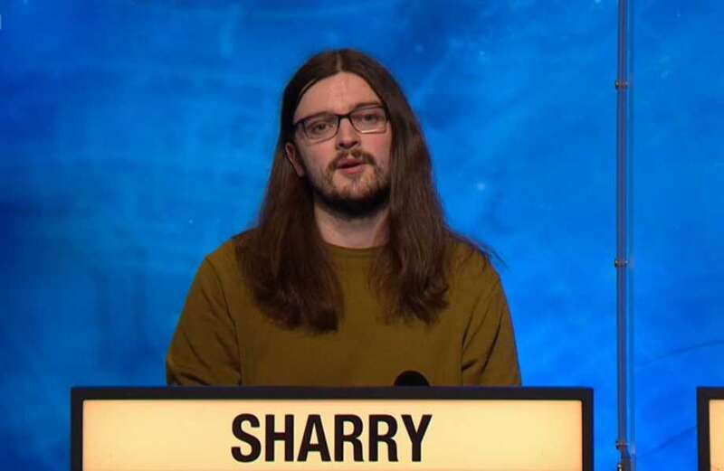 University Challenge viewers seriously distracted as 'comedy star' appears