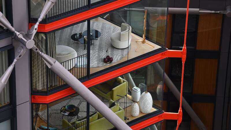 The viewing platform of the Tate Modern overlooks the residential flats (Image: PA)