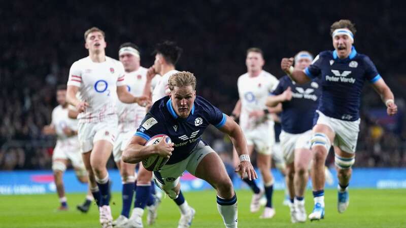 Duhan van der Merwe scores Scotland