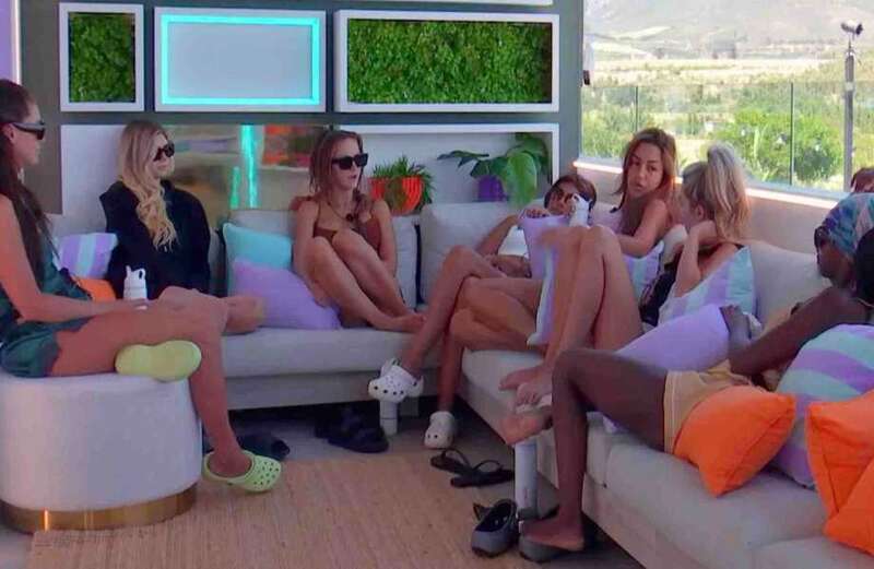 Love Island viewers spot ANOTHER secret feud between the girls