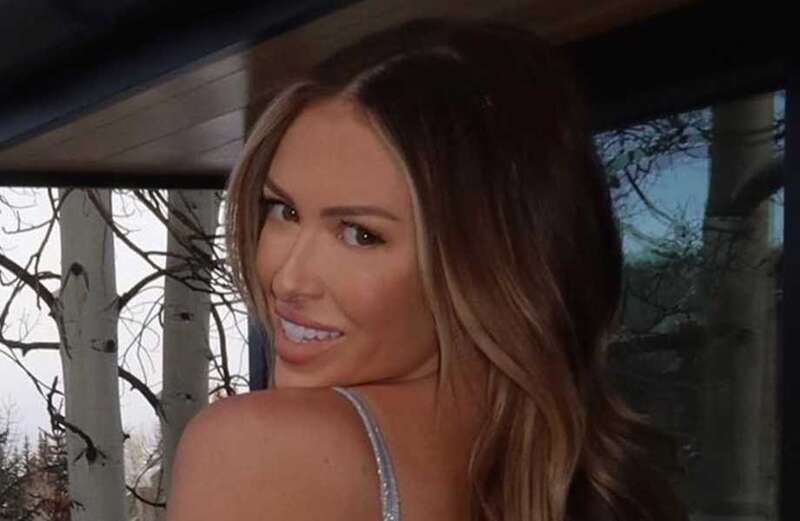 Paulina Gretzky stuns as she strips down to tiny bikini in sub-zero weather