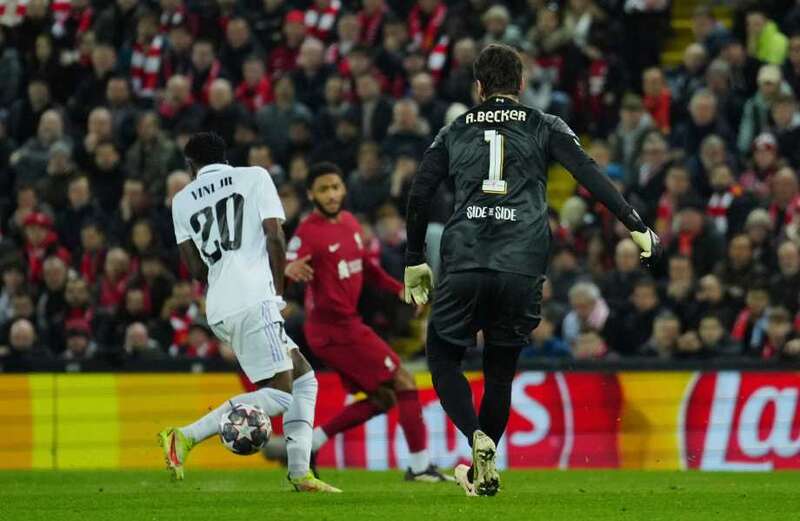 Watch Klopp's BIZARRE REACTION as Alisson makes howler to gift Real Madrid goal