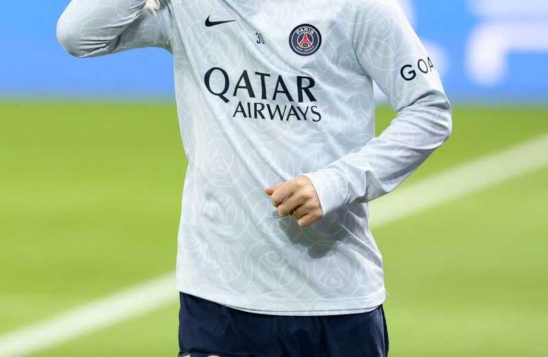 Messi's next club 'revealed' after Aguero lets slip private chat with PSG star