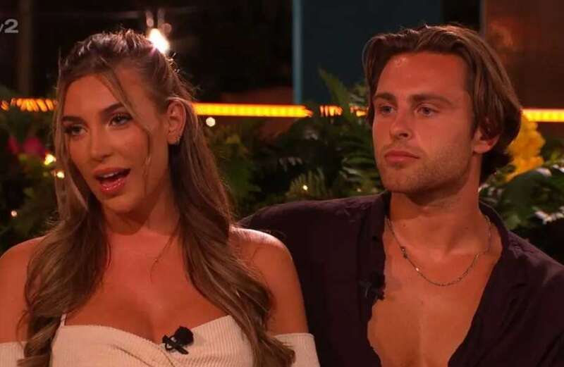 Love Island fans think bombshell 'hates' partner as she spills co-star secret