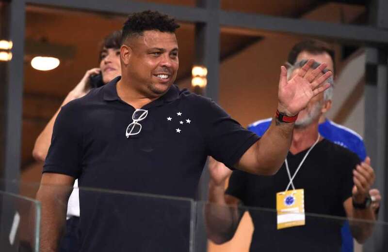 Former Cruzeiro idol Ronaldo booed as team's owner, as fans call for signings