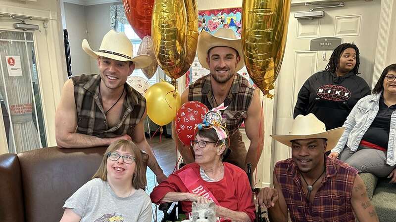 Barbara and Molly on her the special 80th birthday (Image: Lexy Burke / SWNS)