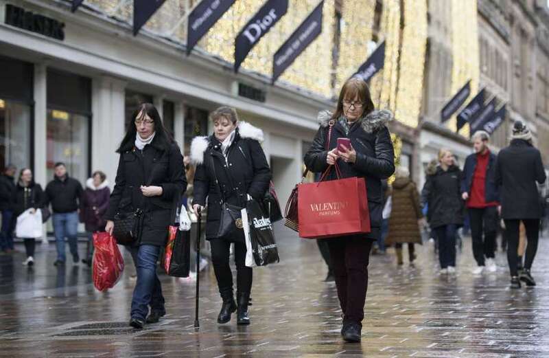 Shoppers rushing to buy outdoor essentials selling at 70% discount