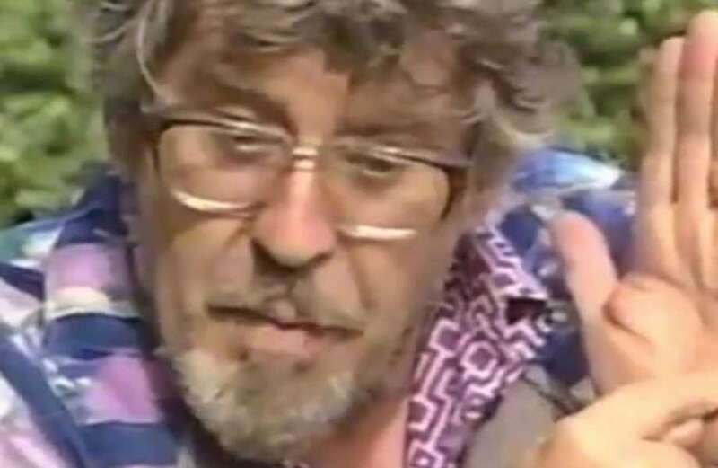 Disturbing moment Rolf Harris teaches children about 'touching' in park