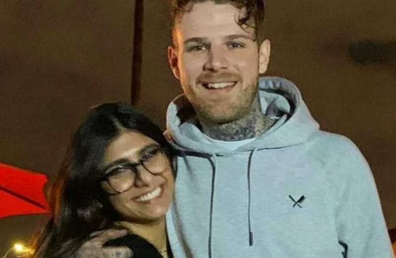 Why did Mia Khalifa and her husband break up?