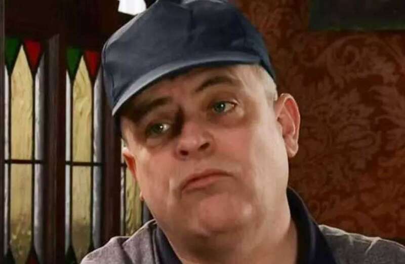 Why is Steve McDonald wearing a hat? Fan theories explained