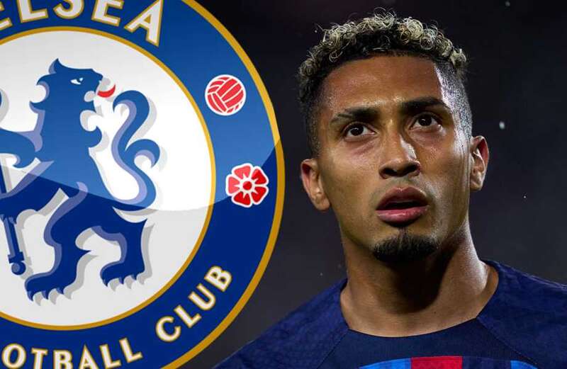 Chelsea and Arsenal 'send transfer offers for Barcelona winger'