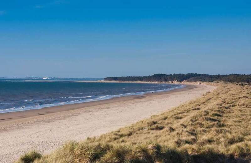 The Irish beach starring in Hollywood movies with golden sand and dolphins