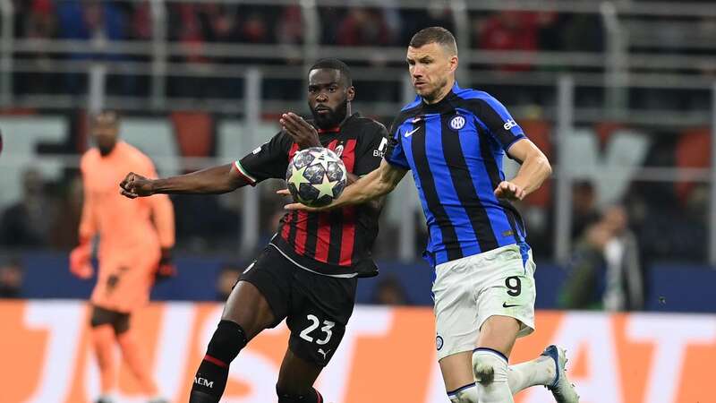 Fikayo Tomori struggled to cope with Edin Dzeko (Image: Claudio Villa/Getty Images)