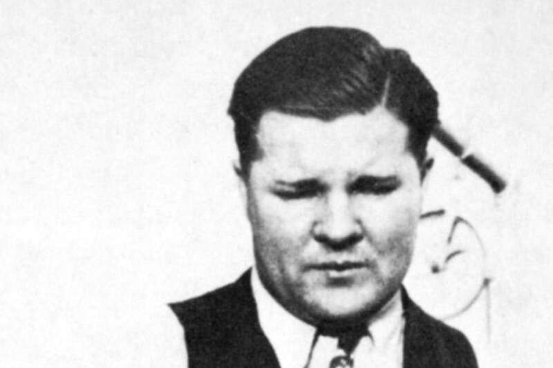 Who was Pretty Boy Floyd and which banks did he rob?