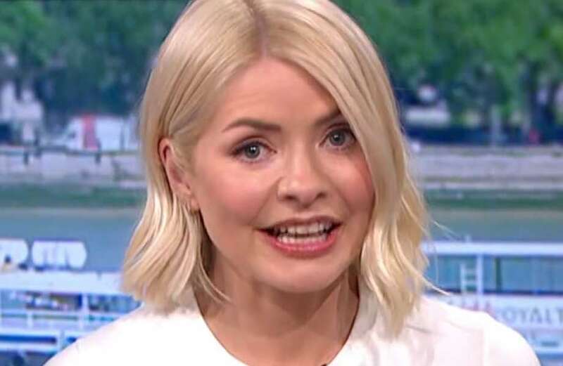 Holly Willoughby in unguarded 'off air' moment telling her co-star 'put it down'