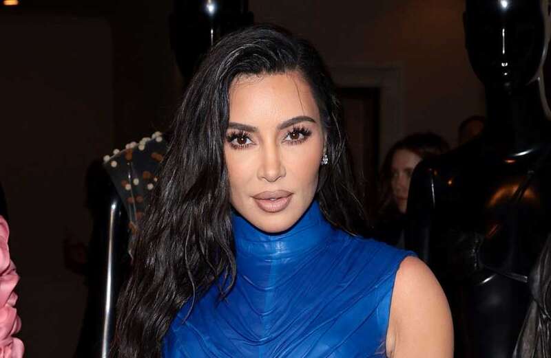 Kim Kardashian exposes messy glam room with curling irons & dirty makeup brushes