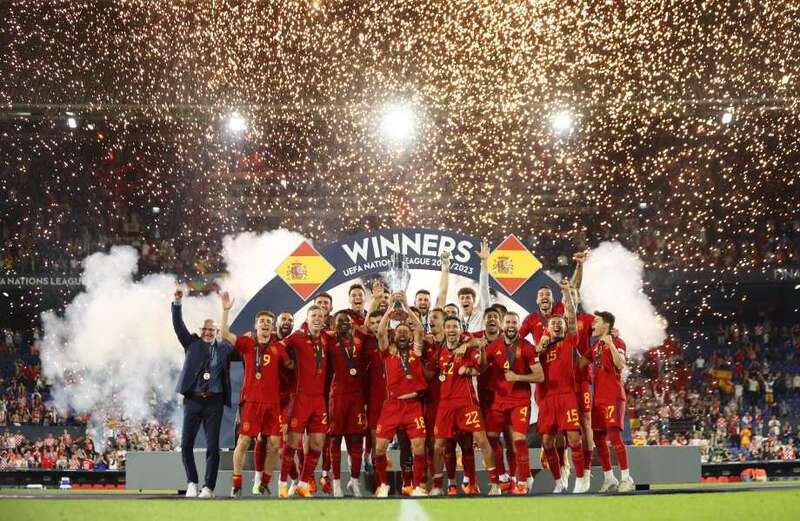 Spain's trophy drought ends as Simon saves two pens in Nations League final