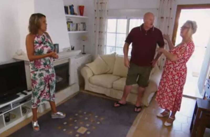 A Place in the Sun guest cuts off property tour in awkward scenes