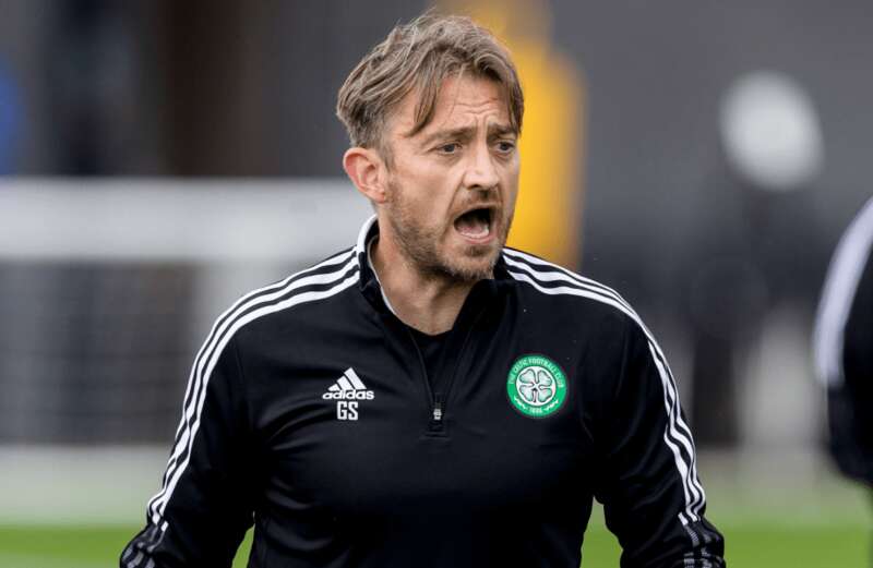 Celtic coach Gavin Strachan rejects English manager job