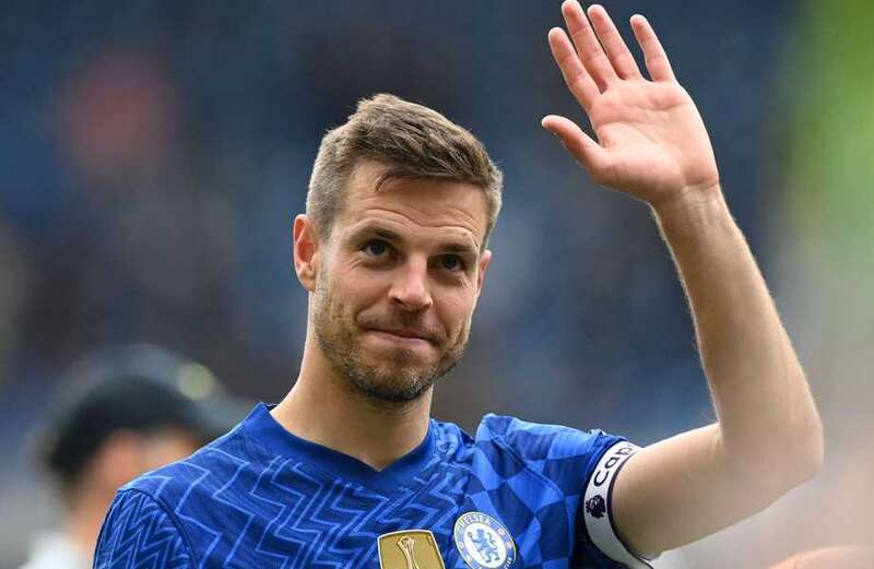 Chelsea star Azpilicueta in talks over Champions League move for new experience