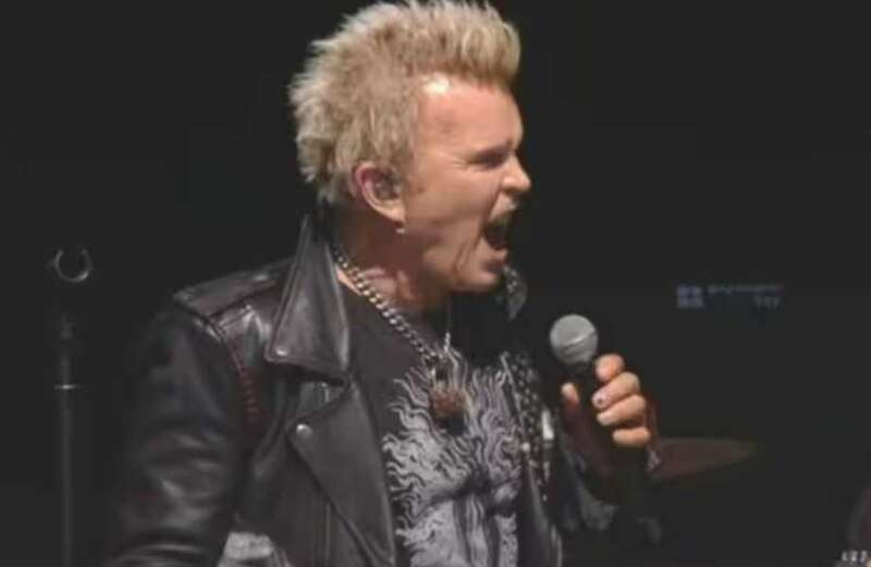 Glastonbury viewers  distracted by Billy Idol's 'shambolic and chaotic' show