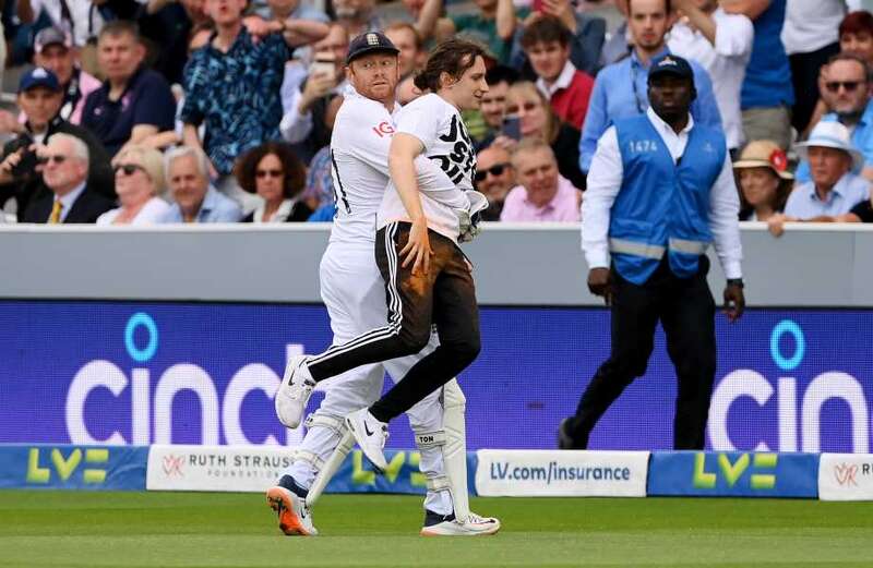 Jonny Bairstow gives dithering cops a lesson by dealing with eco-loon at Ashes