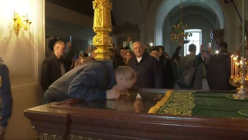 Putin spotted limping as he prays while priest blesses Russian tank for battle