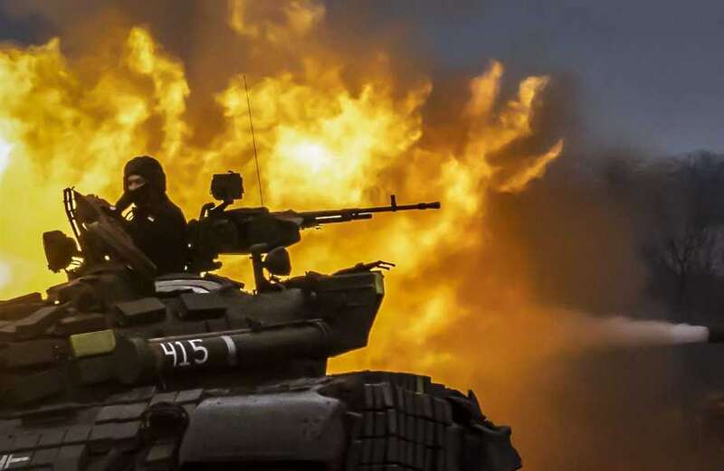 Ukraine smashes through Russian frontlines in huge tank assault'