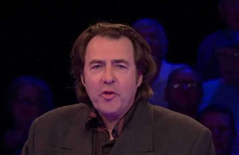 Tipping Point fans rip into Jonathan Ross' 'dated' appearance on ITV game show