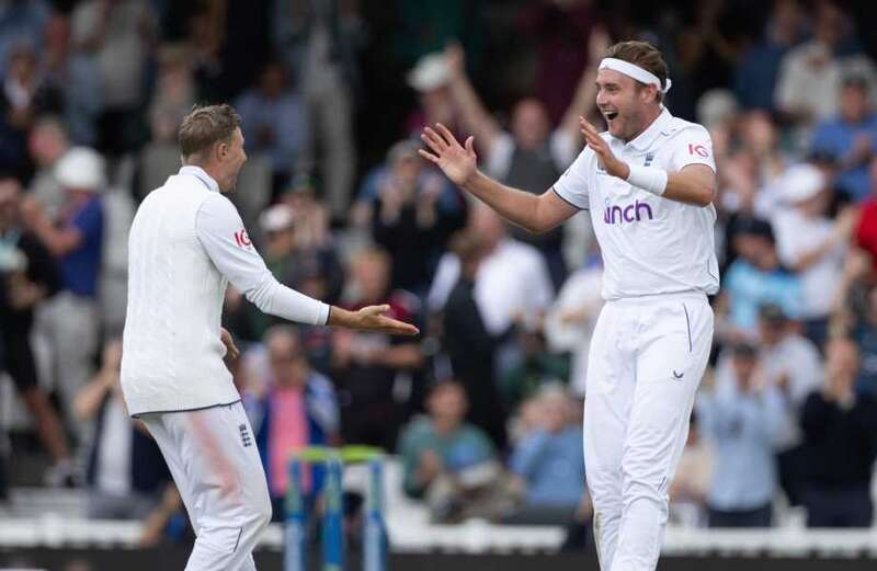 Stuart Broad repeats bails trick and takes wicket NEXT BALL in Ashes finale