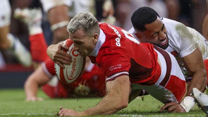 Gareth Davies scores first of Wales