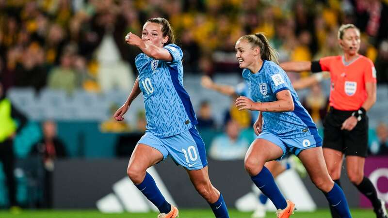 Ella Toone of England (L) celebrates her goal against Australia