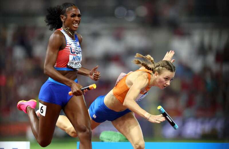 Watch sick moment Dutch athlete faceplants just yards from the finishing line