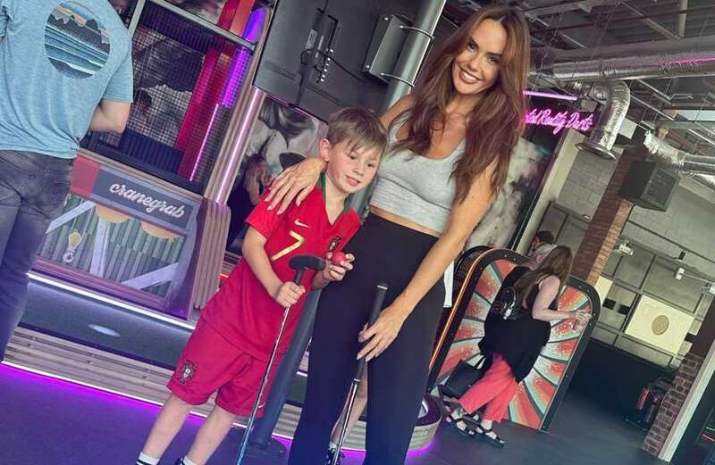 Hollyoaks star Jennifer Metcalfe cruelly mum-shamed on day out with her son