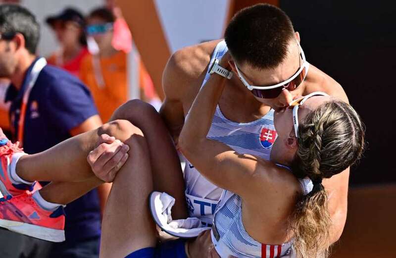 Race walker proposes to fellow athlete at finish line at World Championships