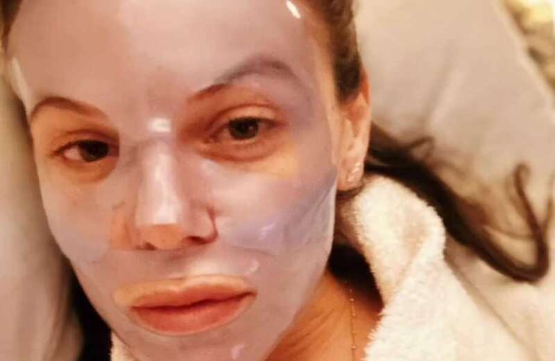 Former Corrie star Faye Brookes  jets off on honeymoon