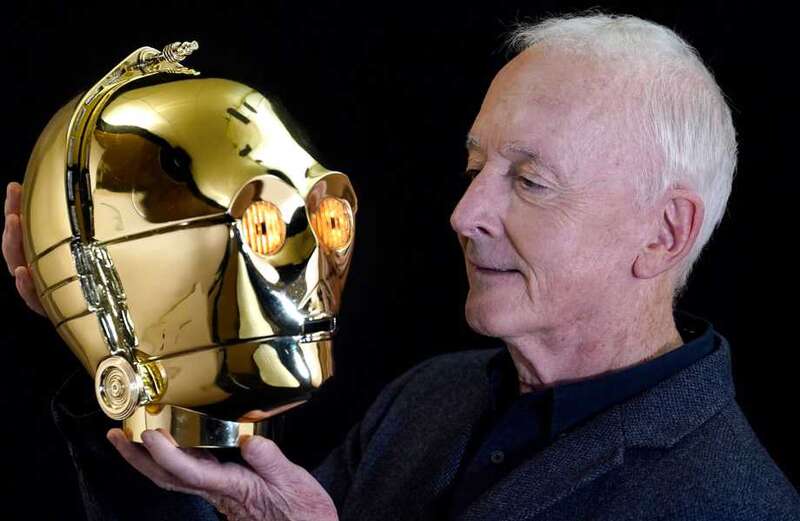 C-3PO head from Star Wars tipped to fetch £1m at film prop auction