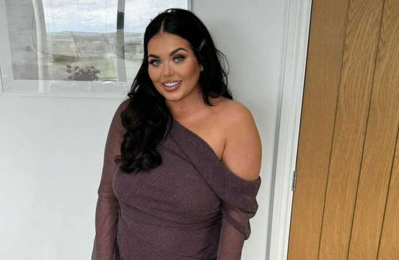 Fashion fans go wild for new mum Scarlett Moffatt's 'Sunday club' dress