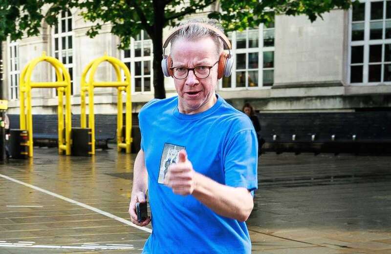 Gove gives thumbs-up on run before slamming 'spineless' Starmer at conference