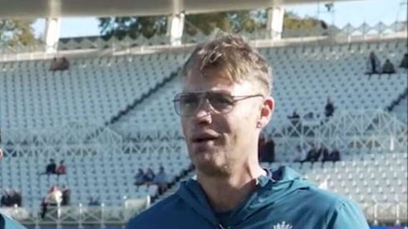 Freddie Flintoff presented Tom Hartley with his England cap (Image: @englandcricket)